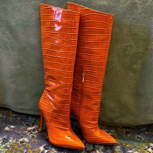 JLO JENNIFER LOPEZ Adalynn Boot size 6 1/2